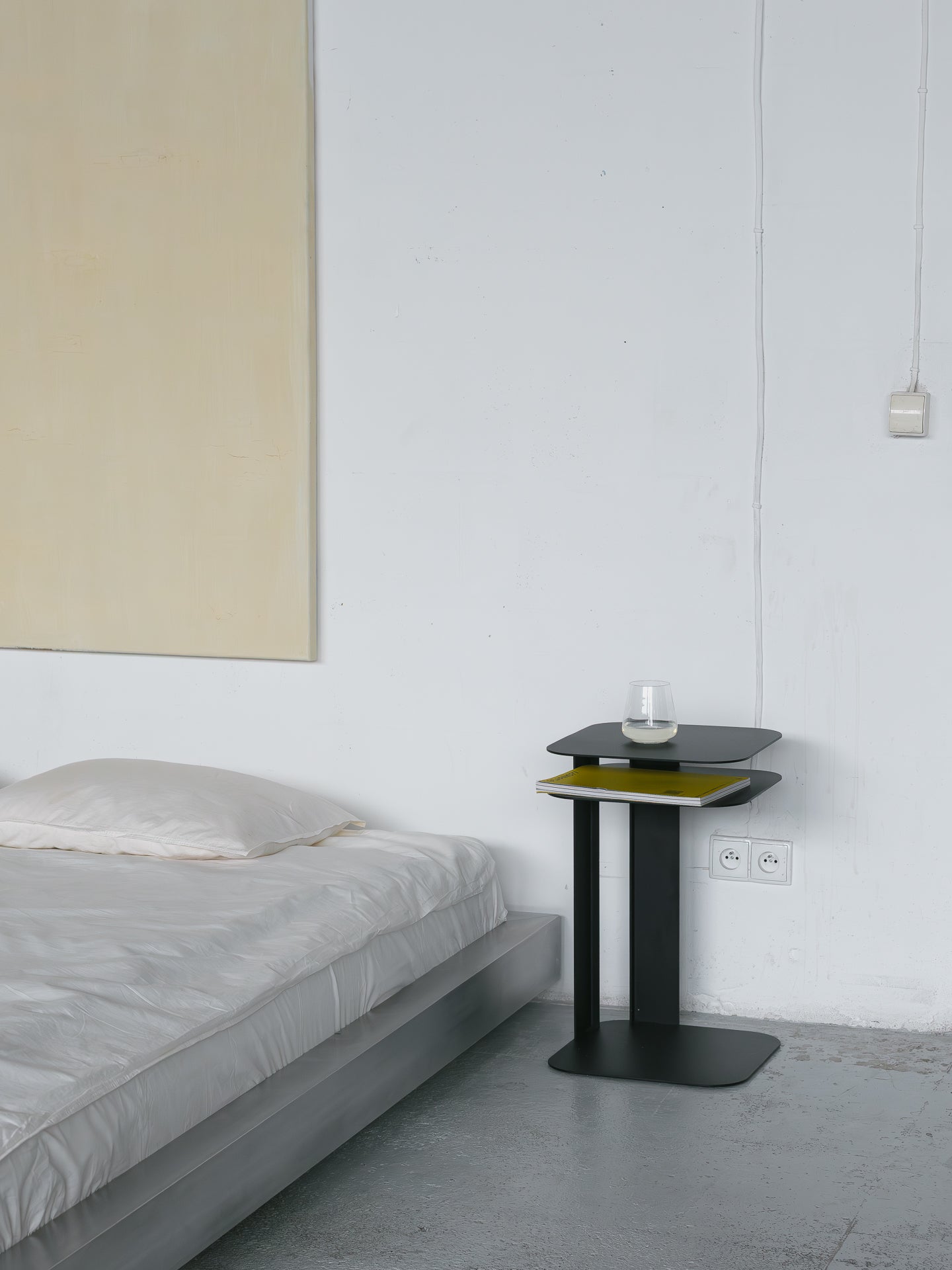 Double side table